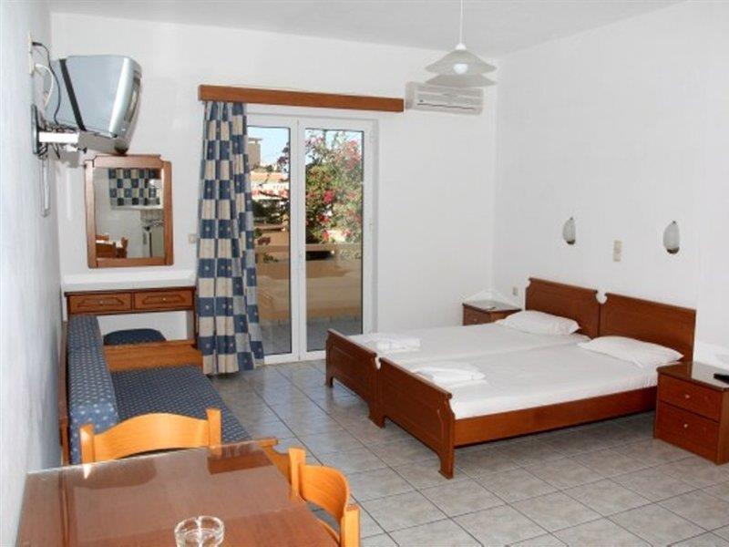 Dimitris Apartments Platanias  Bagian luar foto